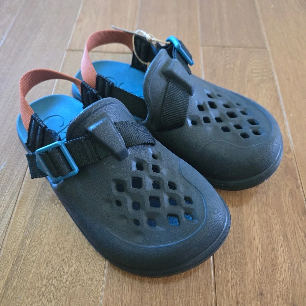 Chaco Kids Chillos Clog Black Water Shoes JCH180360 Size 1 NEW Hiking Outdoor